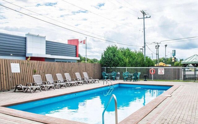 Quality Inn & Suites 1000 Islands