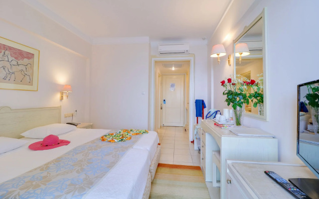 Creta Star Hotel