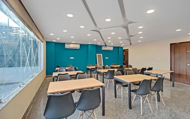 SilverKey Executive Stays 44787 Raja Park 1