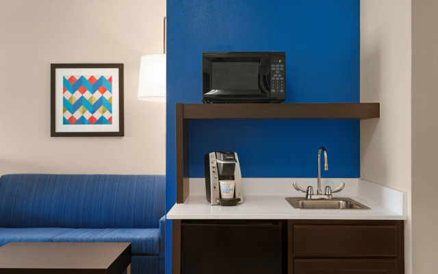 Holiday Inn Express & Suites McAlester by IHG