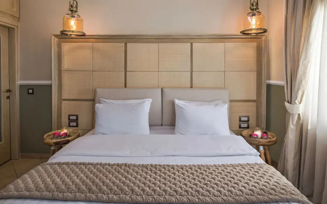 2 Bed Villa - Sleeps 4 - Pool - Private Chef
