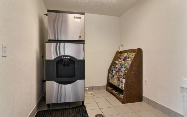 Motel 6-Albuquerque, NM - Coors Road