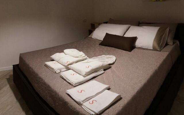 Les Suites Di Parma