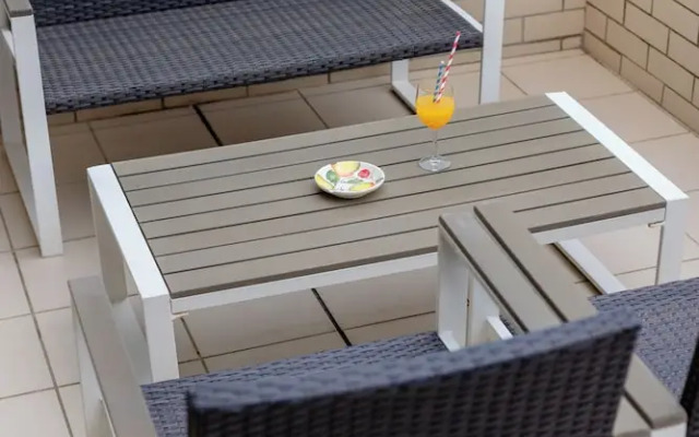 Espinho Retreat with Balcony