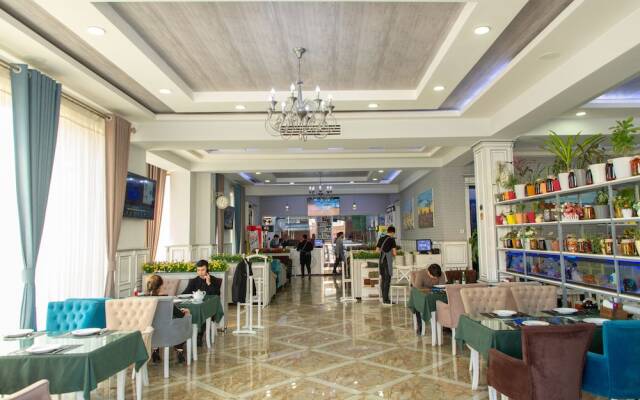 Shedevr Plaza