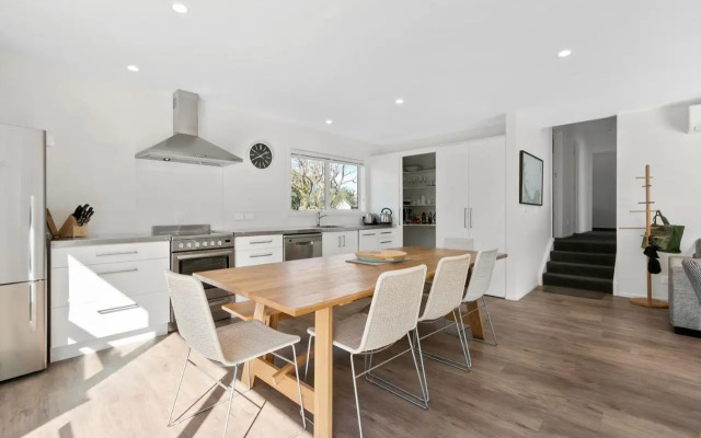 The Waihi Beach House - Waihi Beach Holiday Home