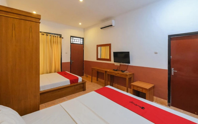 RedDoorz @ Ocean 2 Gili Trawangan