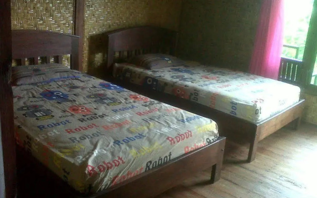 Banyuwedang Home Stay