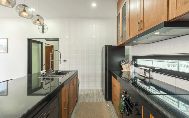 Pool Villa Near Laguna Golf Beaches V226