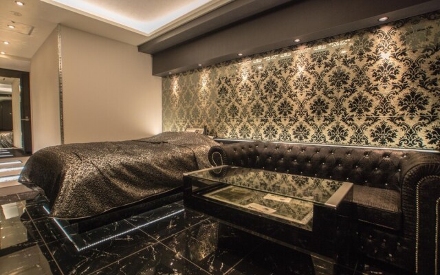 HOTEL THE MoooN - Adult only