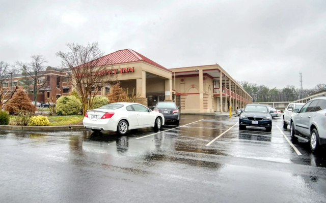 Red Carpet Inn Takoma Park