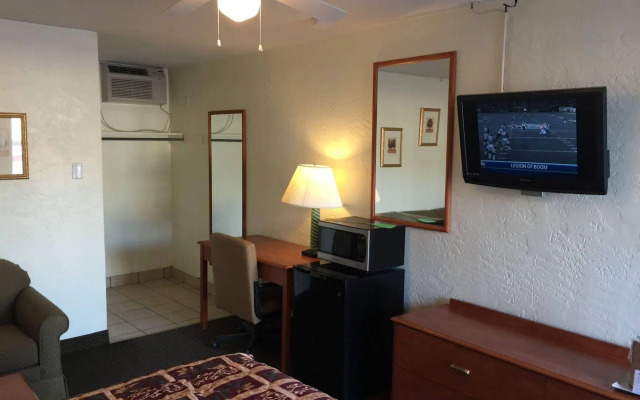 Budget Inn and Suites Colby