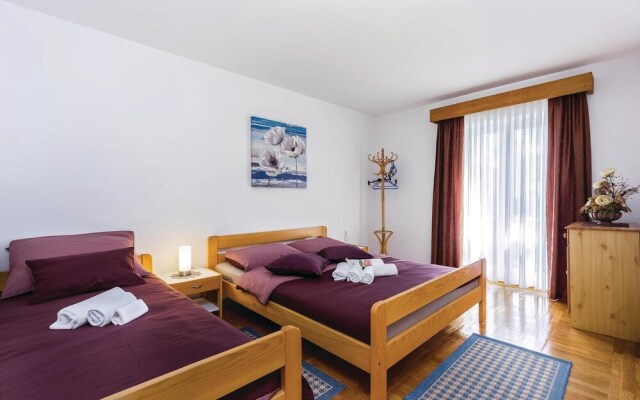Beautiful Home in Selce With Wifi and 3 Bedrooms