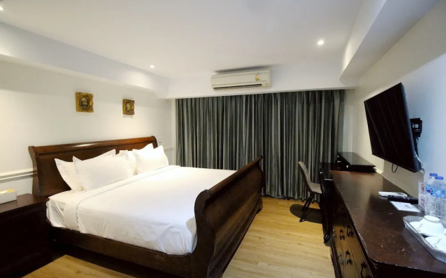 Sasha House-Hotel-Senanikom