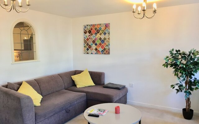 City Pad with balcony and secure parking