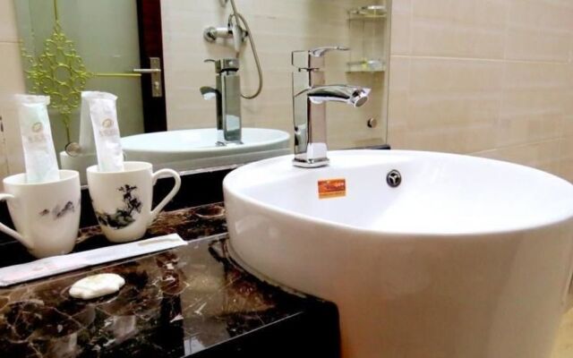 Hechi Bamalongjun House Hotel