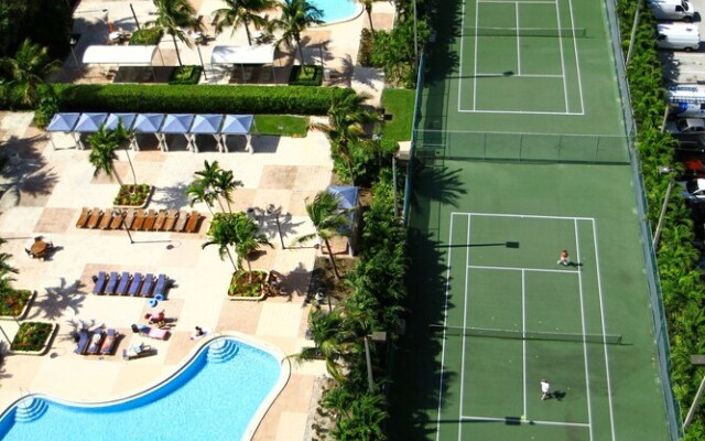 Ocean Reserve Apartments by FlatsAway