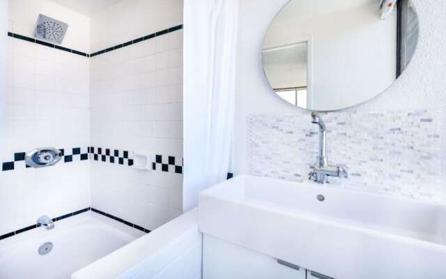 Hawaiian Monarch Hm2403