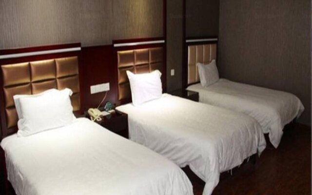 Greentree Inn Hubei Wuhan High Speed Rail Station Express Hotel