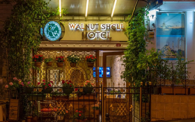 Walnut Shell Hotel