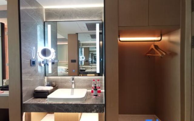 TrueGo Hotel(ShenZhen FutianPort Convention and Exhibition X Center)