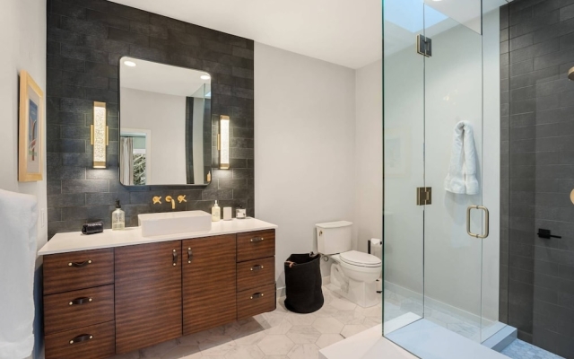 Martingale Lane Home