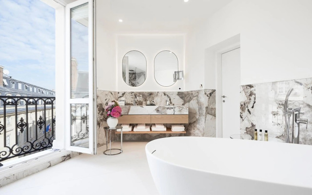 Sheraton Vancouver Wall Centre