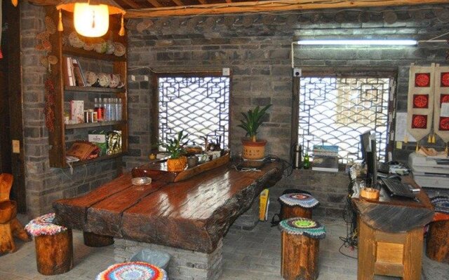 Xiangshuyuan Hostel