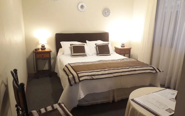 Hotel 3 Poniente