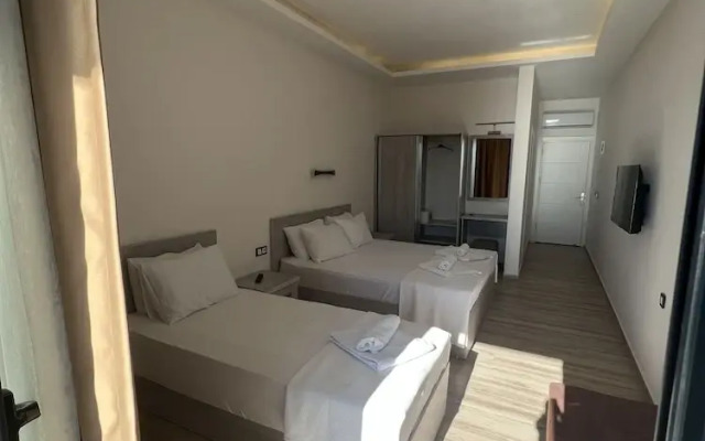 Life Point Boutique Hotel