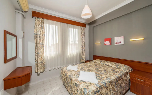 The S Apart & Suites Hotel
