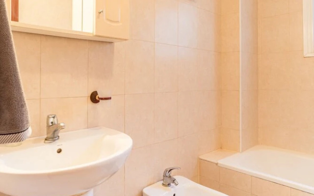 2-bed Apartment With Pool