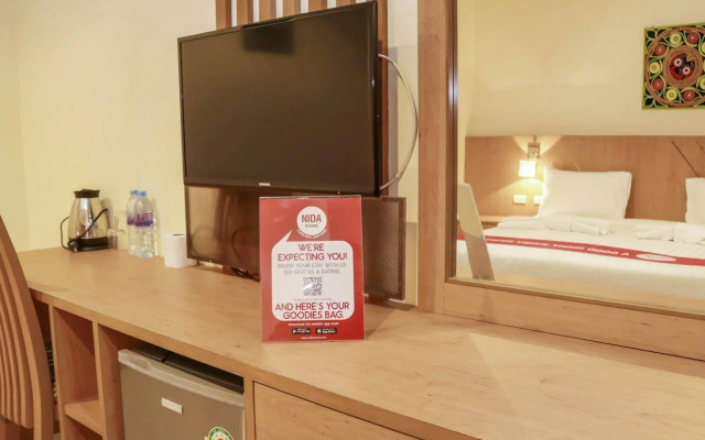 NIDA Rooms Patong Silk House