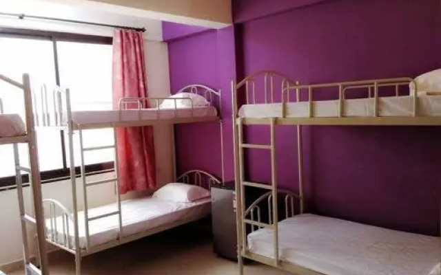 Hashtag Rooms