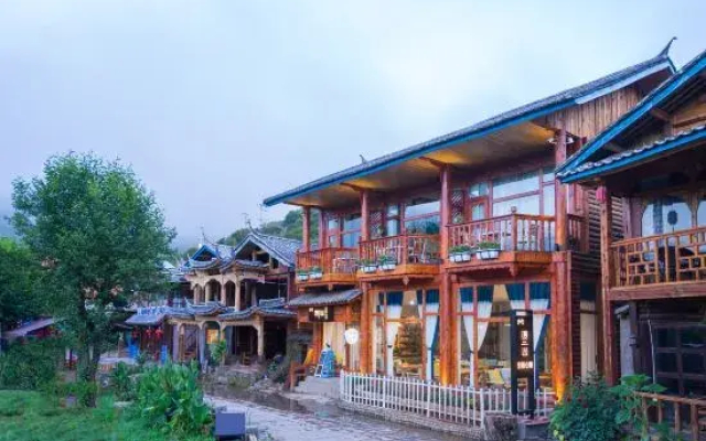 Lugu Lake Lige Xinqing Inn