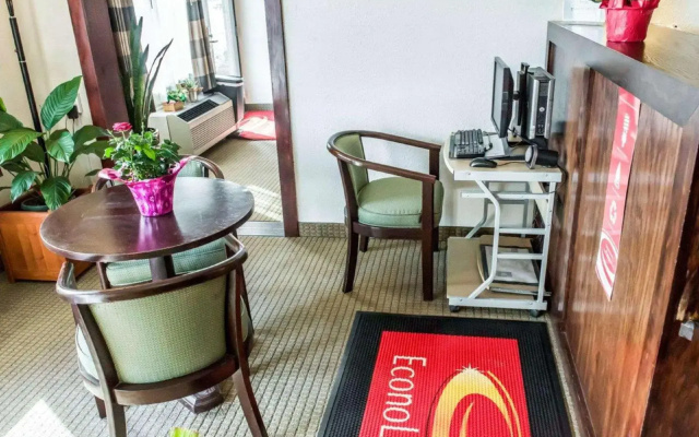 Econo Lodge New Ulm