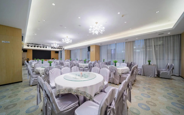 Vienna International Hotel (Cangzhou Free Trade Area Branch)