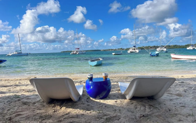 Blue Ocean Suites & Apartments