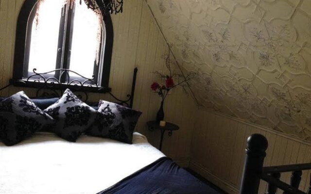 Silverleaf Cottage