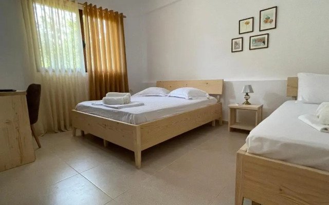 Xho's Forest Guest House