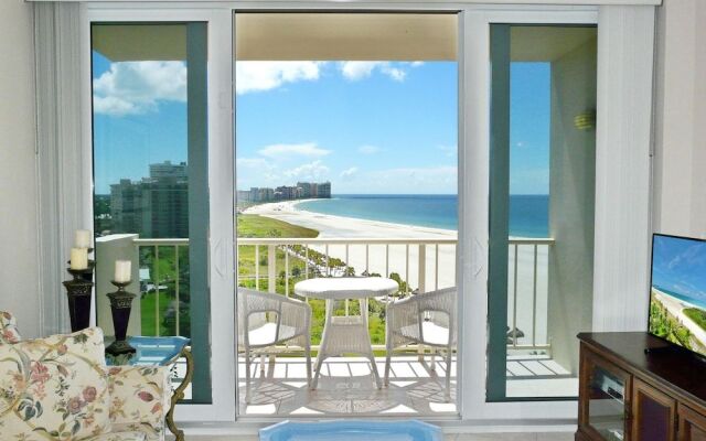 Sunny Beachfront Condo With Pool and Sw-facing Balcony