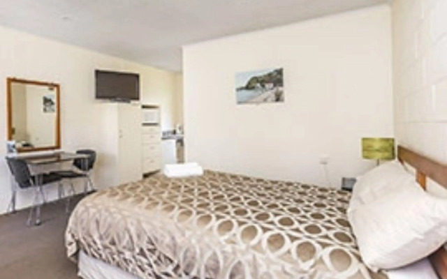 Foreshore Motor Lodge