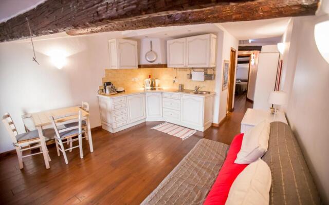 Le Suquet Style by Connexion