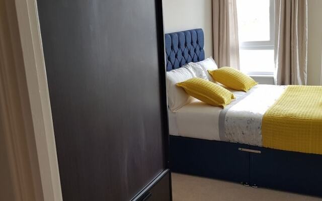 Domineon Suites Empress Heights