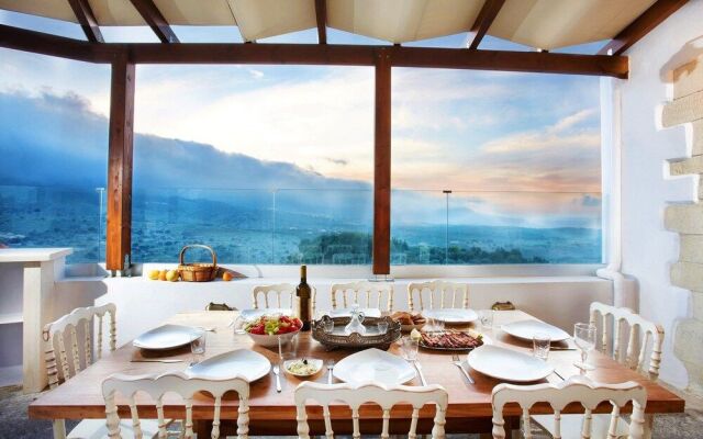 disCrete Villa Archontiki