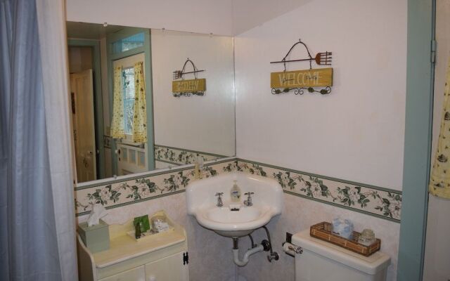 Blue Gull Inn Bed and Breakfast