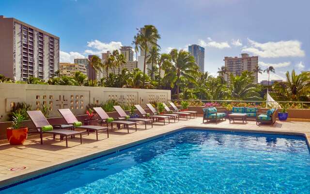 DoubleTree by Hilton Hotel Alana - Waikiki Beach