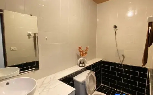 3 Brothers House BKK