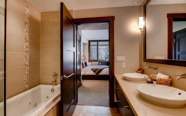 Hayden Lodge by Snowmass Mountain Lodging