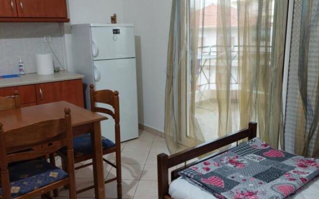 Amazing Theokritoy B2 in Tripolis free parking